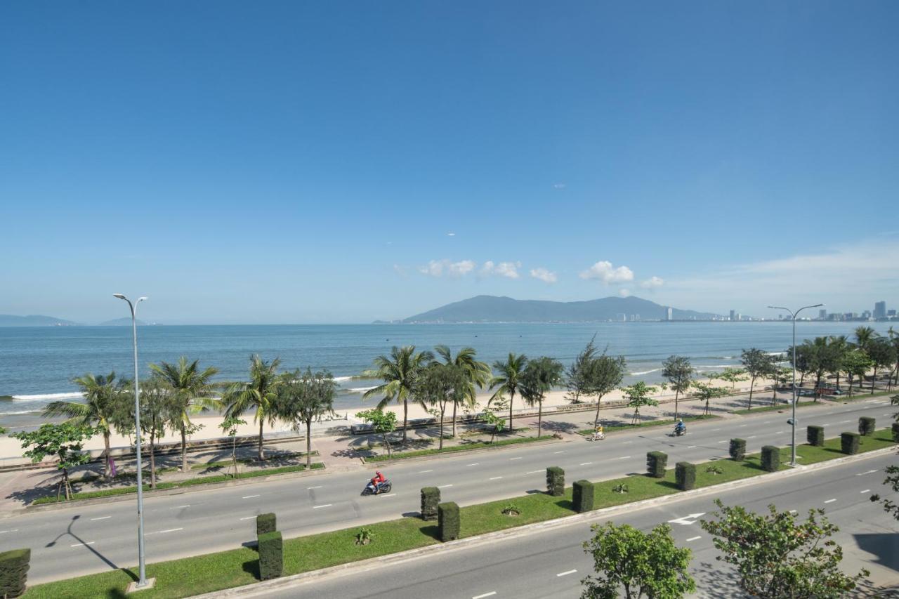 Avenis Hotel Da Nang Exterior photo